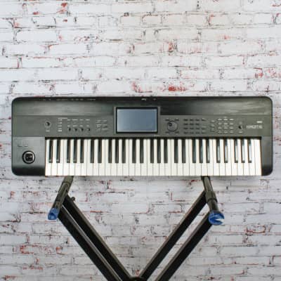 Korg - Krome - 61 Key Keyboard Workstation - w/PS - x6206 - x6206 - USED