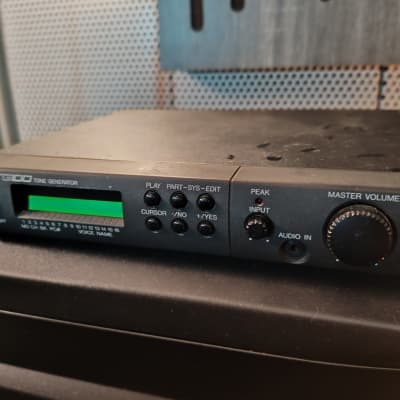 Yamaha TG100 Tone Generator 1991 - Black