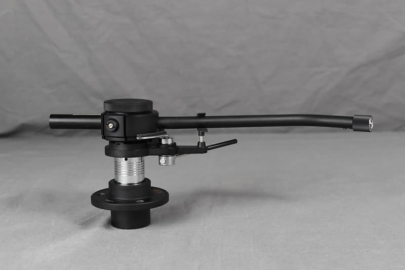 Koetsu SA-1100D MKIII One-Point Symmetric Balance and Oil Damped Tonearm  Unused.