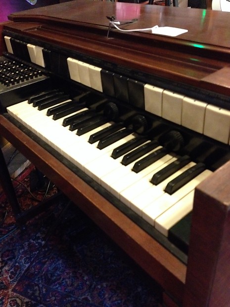 Hammond s6 chord organ top