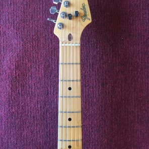 Fender Straocaster 1984-7 Red/Maple image 3