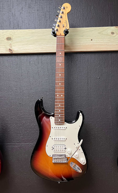 Fender Stratocaster Custom Body 2008 - Sunburst image 1