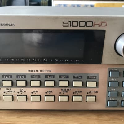 Akai S1000HD MIDI Stereo Digital Synthesizer