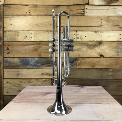 Bach 180S37 Stradivarius Series Bb Trumpet