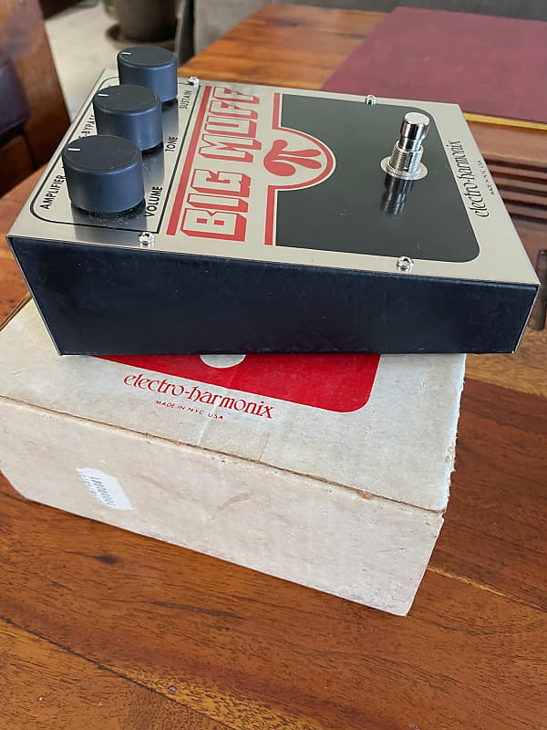 Electro-Harmonix Big Muff V6 1981/ New in box / Insanely