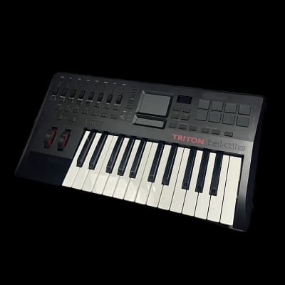 Korg TRTK25 TRITON taktile 25-Key USB Controller/Synthesizer