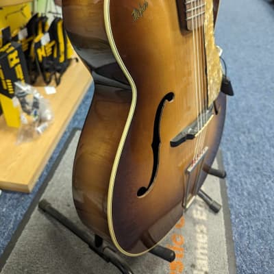 Hofner 450 Archtop Acoustic Guitar. Recent Refret. Original scratch Plate. Early 1950s to Late 1960s. VGC. W/Hiscox Case image 2
