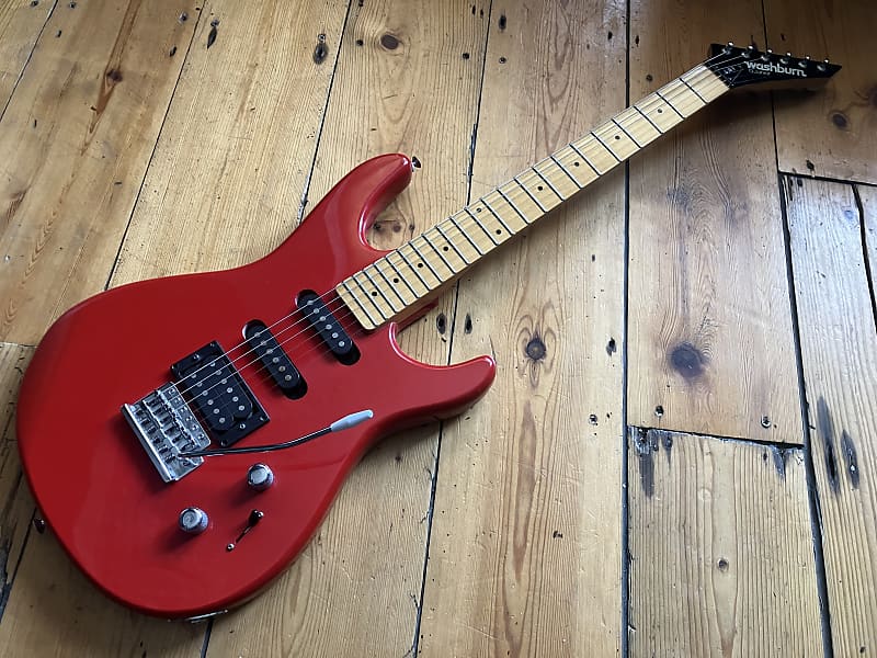 エレキギターWashburn　G−JRV/B Vintage 1980s Washburn G-Junior G-JRV Electric Guitar RH Red