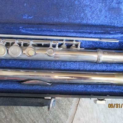 Gemeinhardt 2NP  Straght-Headjoint Flute with Offset G image 3