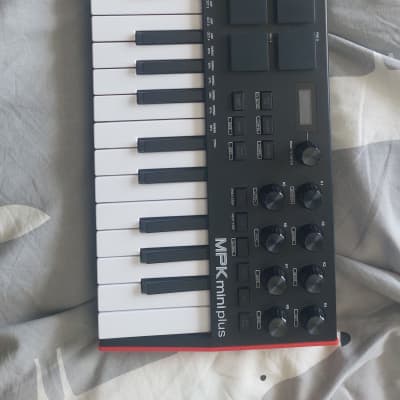 Akai Professional MPK Mini Plus 37-Key Midi Controller - CABLE INCLUDED