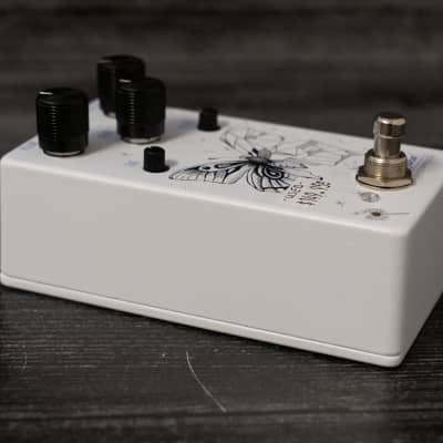 Ohmless Pedals Yara V2 Optical Compressor | Reverb