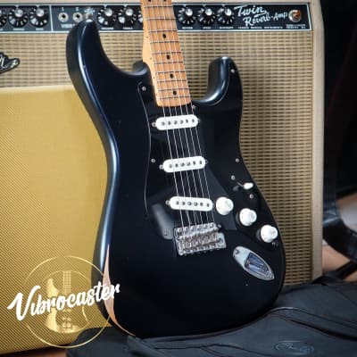 ギター FENDER Vintera RoadWorn 50sStratocaster Fender Vintera Road Worn '50s Stratocaster Surf Green 2021