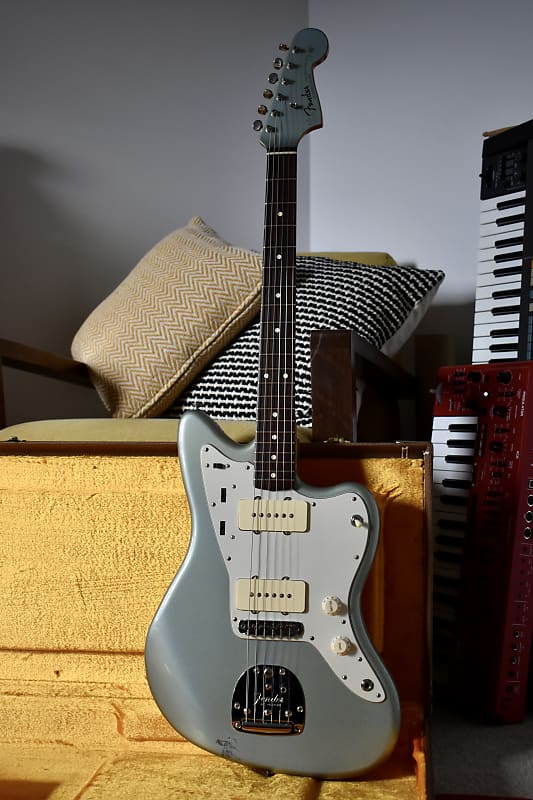 【青すぎる空】Fender 62 JazzMaster fullsizeoutput_a9c0_1980x.jpg?