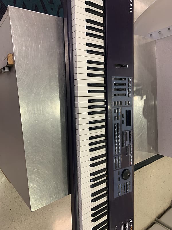Kurzweil Pc2x 88 key weighted keyboard nice shape no power Reverb