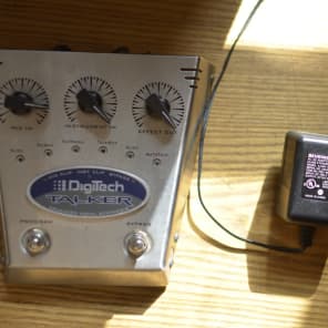 Digitech Talker Advanced Vocal Synthesis Vocoder Effects