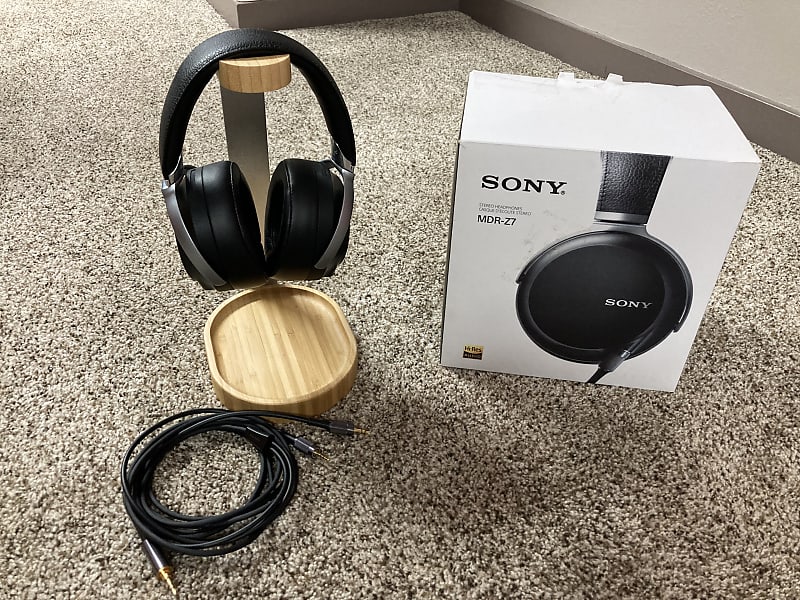 SONY MDR-Z7 BLACK （Sony MDR-Z7M2 Review - Headphone Dungeon）
