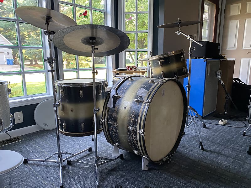 WFL Drum Set 1947 Black/Gold Duco Reverb