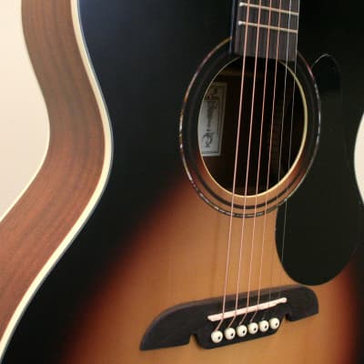 Alvarez RF26SSB Regent Series Folk/OM Acoustic Guitar Sunburst image 4