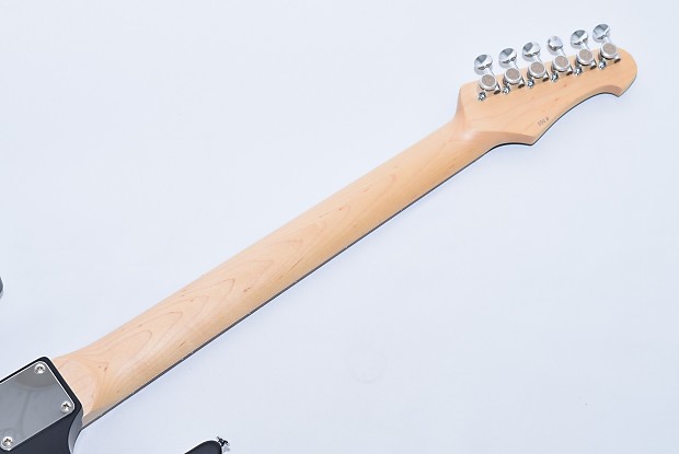 入荷なう Addictone Custom Guitars modern series 25 ギター