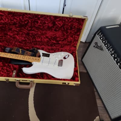 Fender American Original '50s Stratocaster with Maple Fretboard 2018 - 2022 - White Blonde image 2