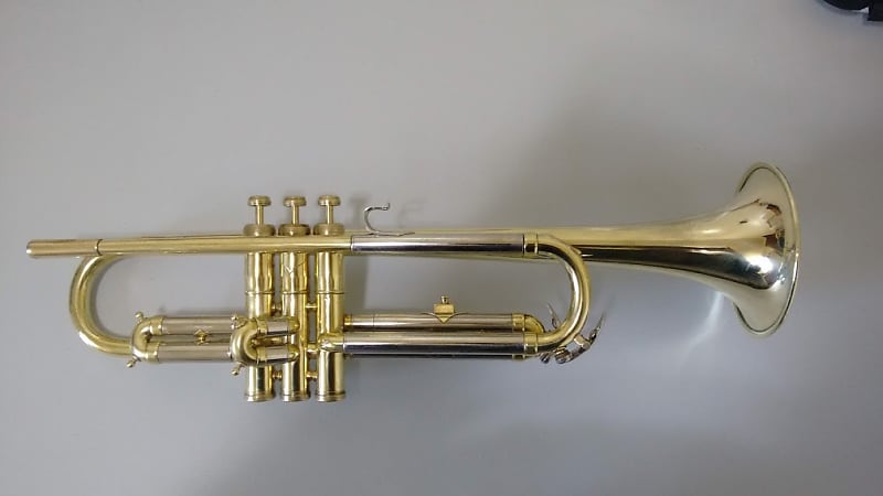 Vintage 1961 Reynolds Medalist Trumpet image 1
