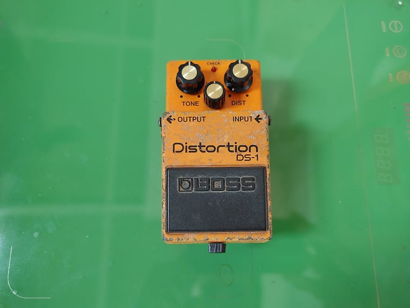 Boss DS-1