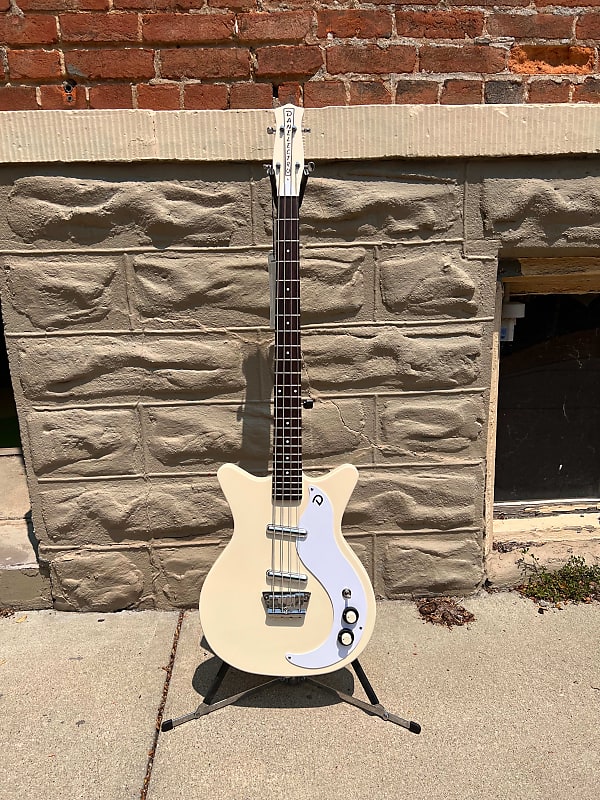 Danelectro '59DC Short Scale Bass - Cream | Reverb