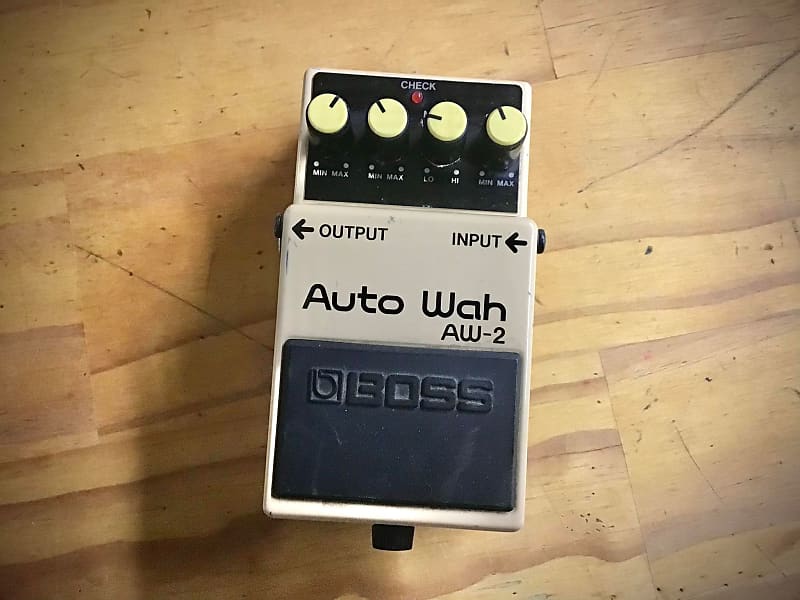 Pre-Owned boss AW-2 -Auto-Wah