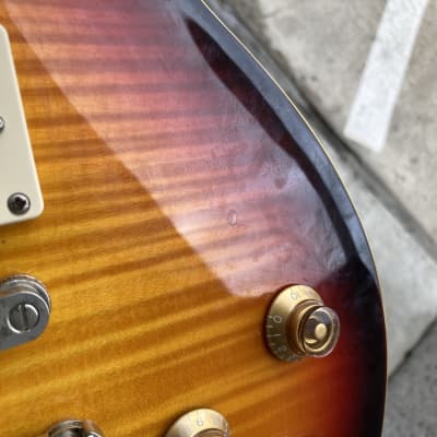 Epiphone Les Paul Standard Plus Top PRO - 2019 - Bourbon Burst les Paul electric guitar Flame image 9