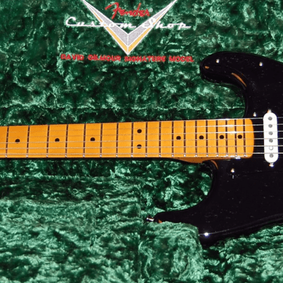 MINT! Fender 2020 David Gilmour Stratocaster - Black Finish - NOS (New Old Stock) RARE! SAVE $1200! image 5