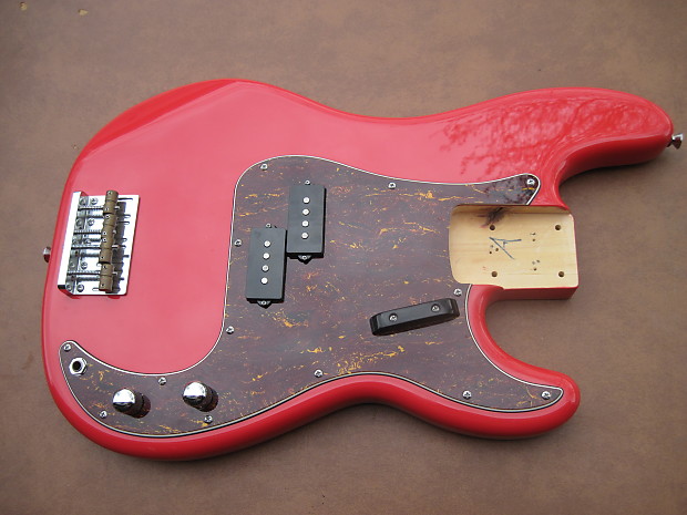 Squier by Fender Classic Vibe 60's Precision Bass Body