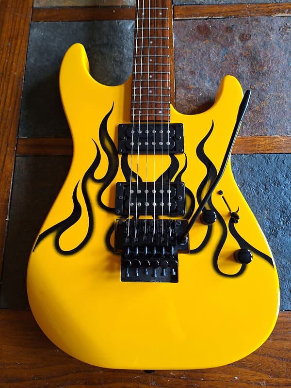 Squier Showmaster strat HH 20th Anniversary 2002 - yellow | Reverb