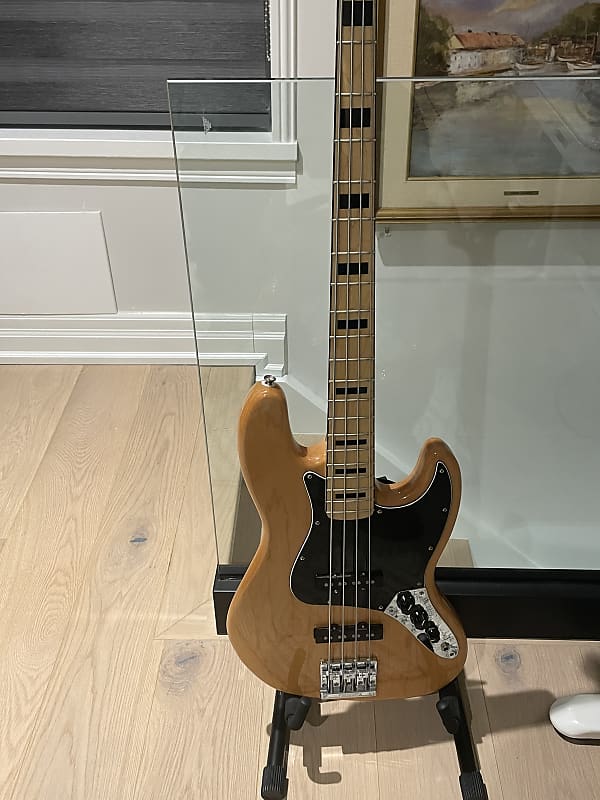 Squier Vintage Modified '70s Jazz Bass