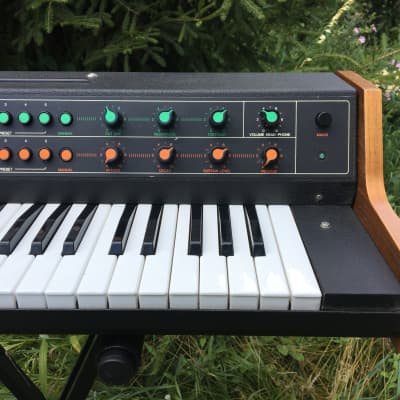 Vermona Synthesizer vintage German analog keyboard image 6