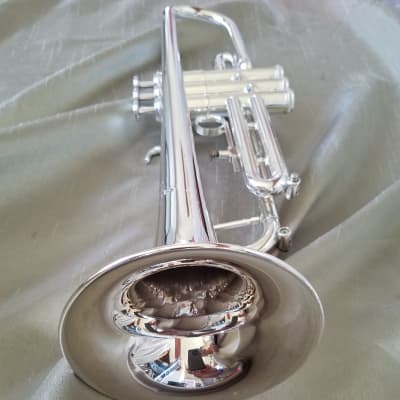 Getzen Severinsen Model Eterna 900S Trumpet 1968-1971 w/hard case, mouthpieces, mutes, & lyre image 23