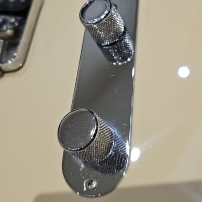 Fender Classic Player Baja Telecaster 2007 - 2018 - Blonde image 9