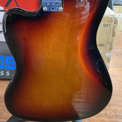 Fender American Professional II Jazzmaster with Rosewood FB 3-Color Sunburst #US22109145 8lbs, 1.7oz image 4