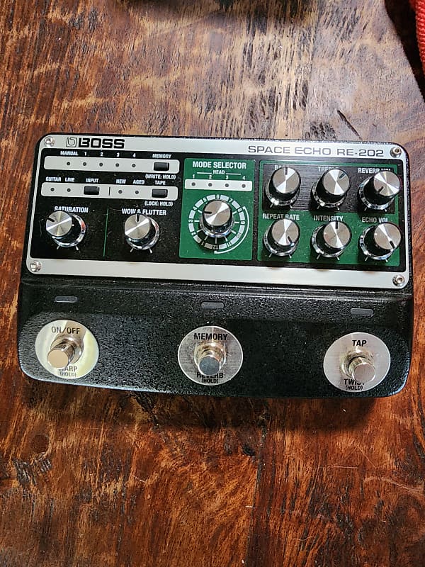 Boss RE-202 Space Echo