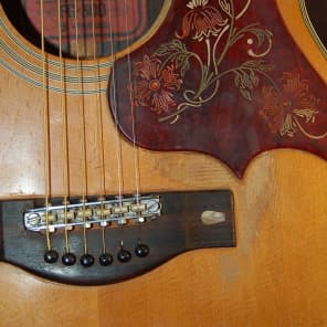 Yamaha FG-300 Jumbo Acoustic Guitar Original Case 1971 Natural image 3