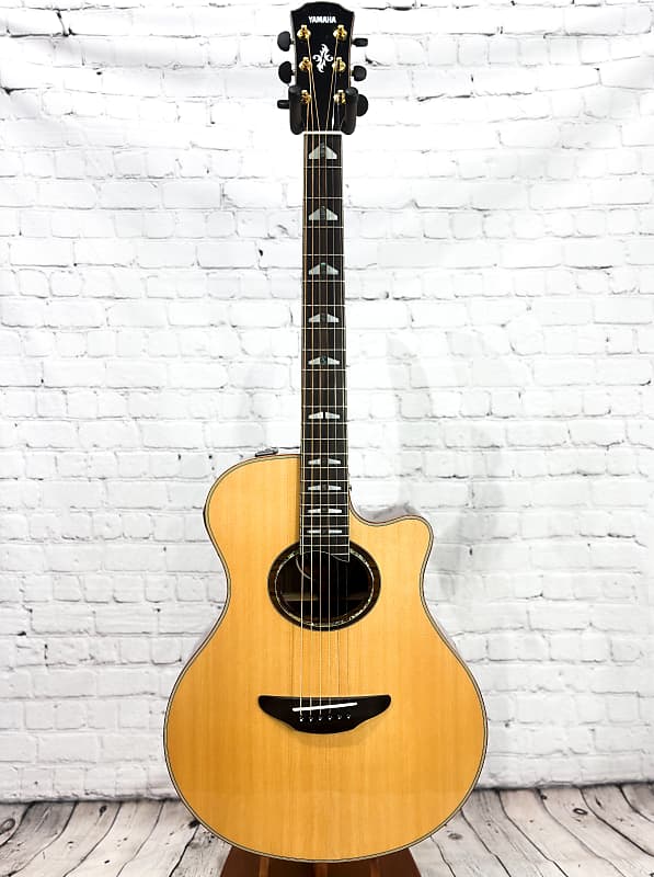 YAMAHA APX1200Ⅱ Yamaha APX1200II Acoustic-Electric Guitar - Translucent