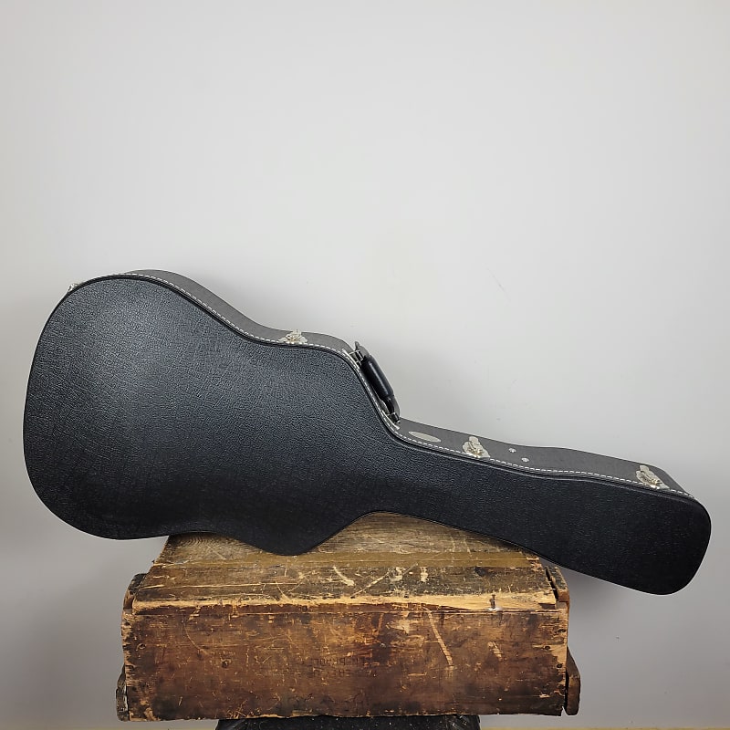 Martin 445 Case