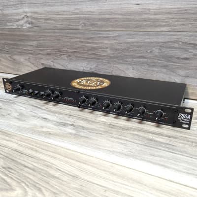 dbx 286A Mic Preamp / Processor