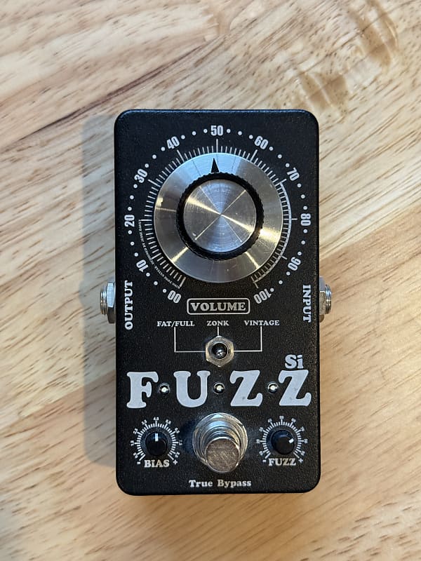 KingTone Guitar MiniFuzz Si - Black | Reverb KingTone Guitar MiniFuzz Si - Black | Reverb