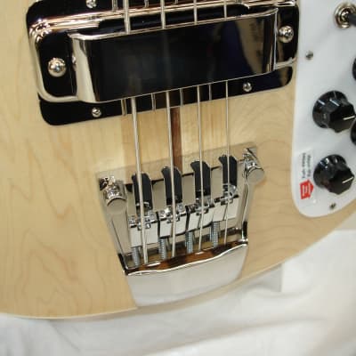 Rickenbacker 4003 Electric Bass Guitar - Mapleglo image 6