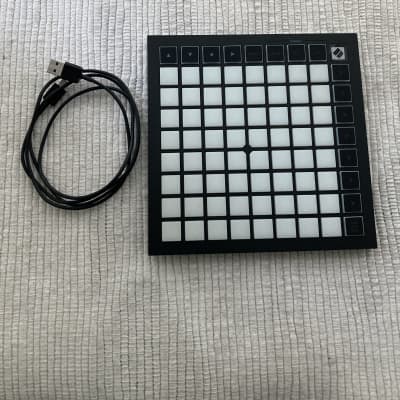 Novation Launchpad Mini MKIII Pad Controller 2019 - Present - Black