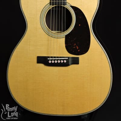 Martin 000-28 Modern Deluxe Acoustic OOO Guitar with Case image 3