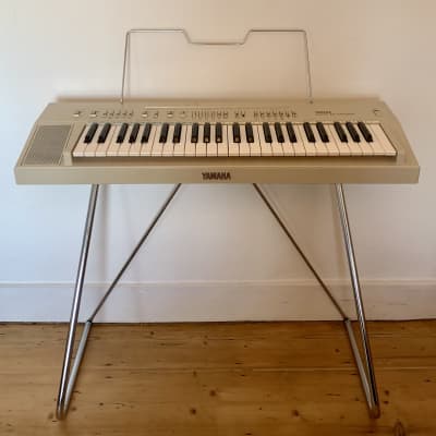 Yamaha PS-20 Portable Keyboard - w/ Original Chrome Stand [Rare]
