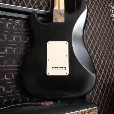 Fender Highway One Stratocaster 2009 - Black Nitro image 5