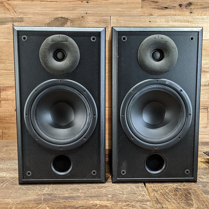 Acoustic Research 208 HO Passive Speakers Local Pickup only in Milwaukee  WI  			