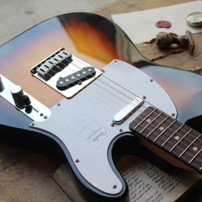 FENDER Standard Telecaster , Laurel, 3 Tone Sunburst, 3, 49 KG image 3